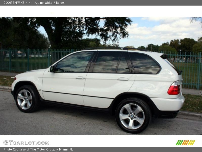 Alpine White / Beige 2006 BMW X5 4.4i