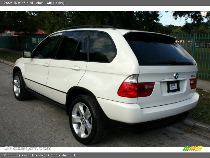 Alpine White / Beige 2006 BMW X5 4.4i