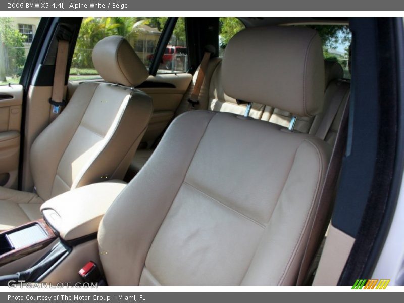 Alpine White / Beige 2006 BMW X5 4.4i