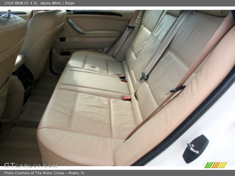 Alpine White / Beige 2006 BMW X5 4.4i