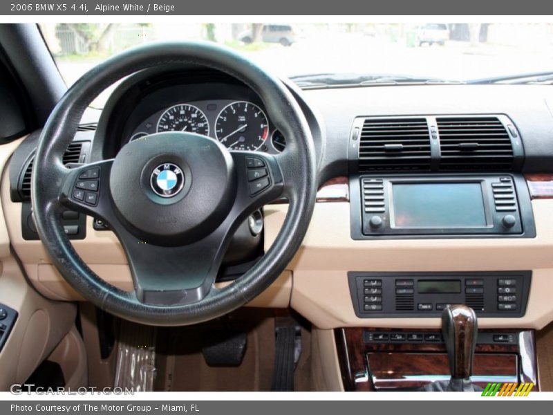 Alpine White / Beige 2006 BMW X5 4.4i