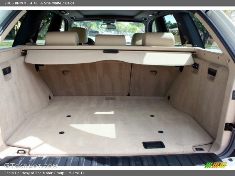 Alpine White / Beige 2006 BMW X5 4.4i