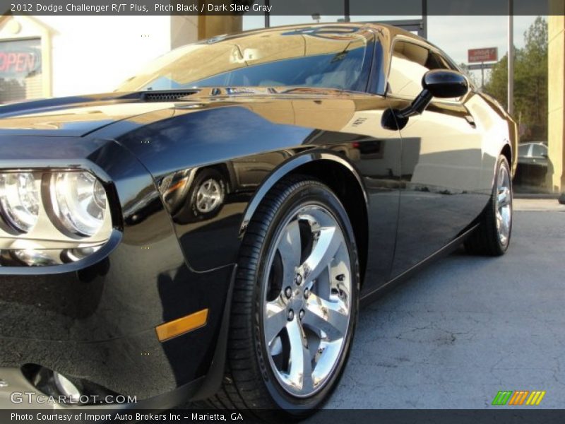 Pitch Black / Dark Slate Gray 2012 Dodge Challenger R/T Plus