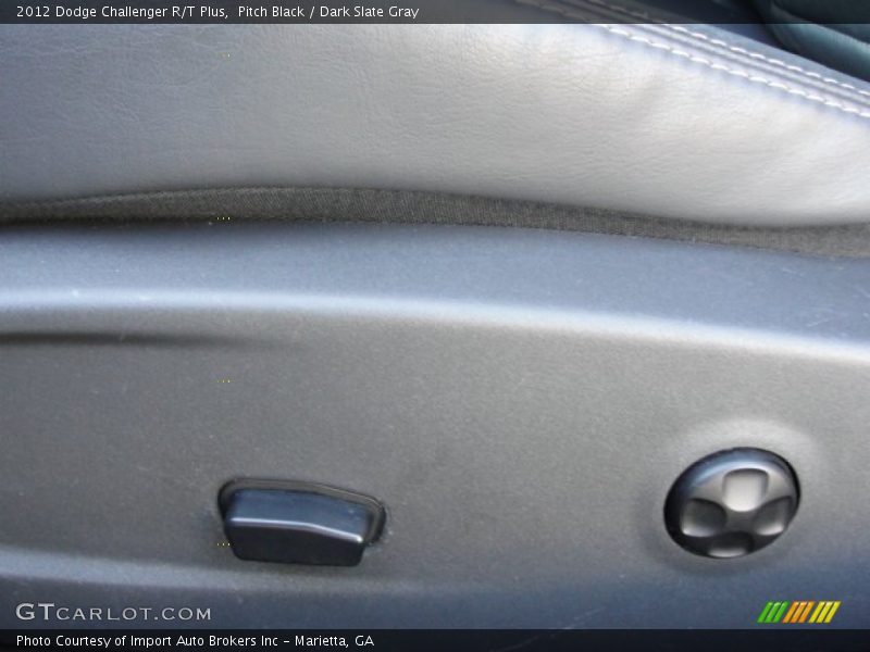 Pitch Black / Dark Slate Gray 2012 Dodge Challenger R/T Plus