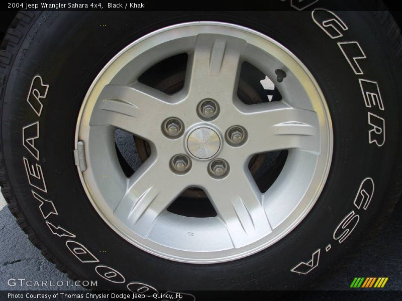 Black / Khaki 2004 Jeep Wrangler Sahara 4x4