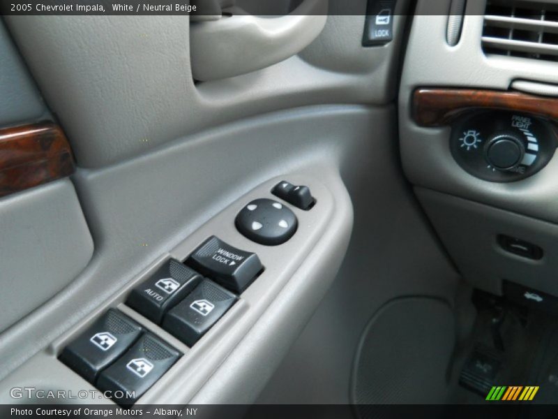 White / Neutral Beige 2005 Chevrolet Impala