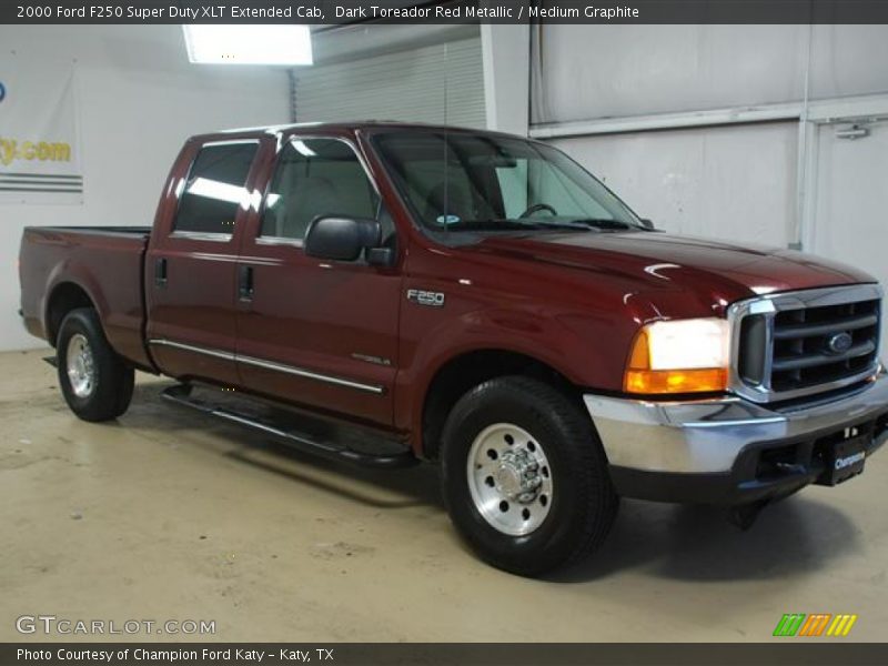 Dark Toreador Red Metallic / Medium Graphite 2000 Ford F250 Super Duty XLT Extended Cab