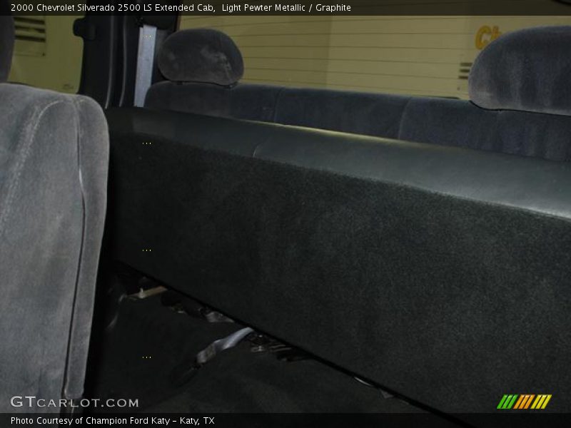Light Pewter Metallic / Graphite 2000 Chevrolet Silverado 2500 LS Extended Cab