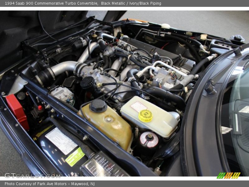  1994 900 Commemorative Turbo Convertible Engine - 2.0 Liter Turbocharged DOHC 16-Valve 4 Cylinder