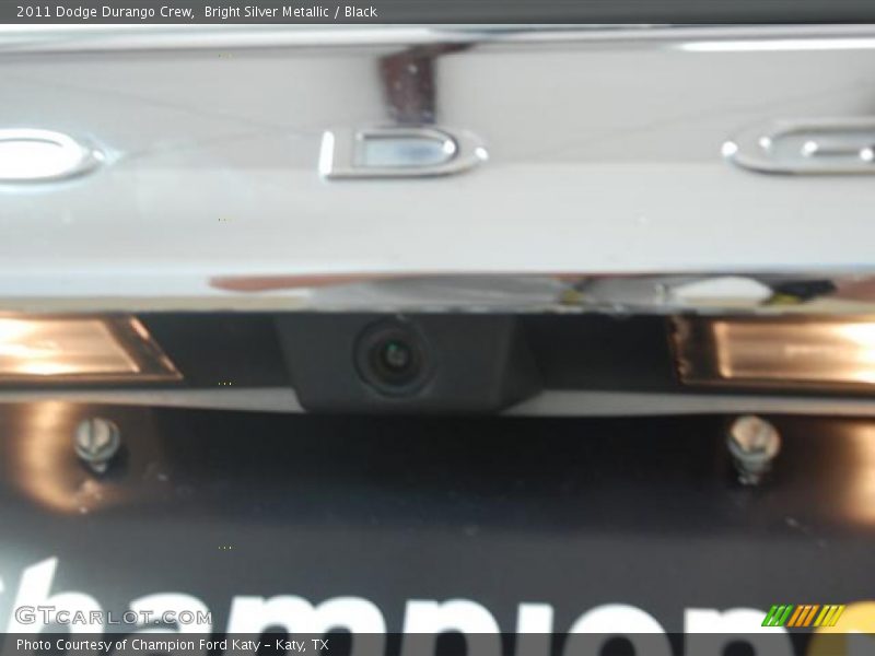 Bright Silver Metallic / Black 2011 Dodge Durango Crew