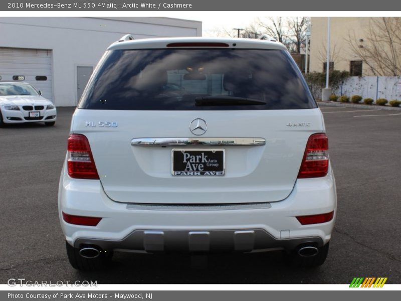 Arctic White / Cashmere 2010 Mercedes-Benz ML 550 4Matic