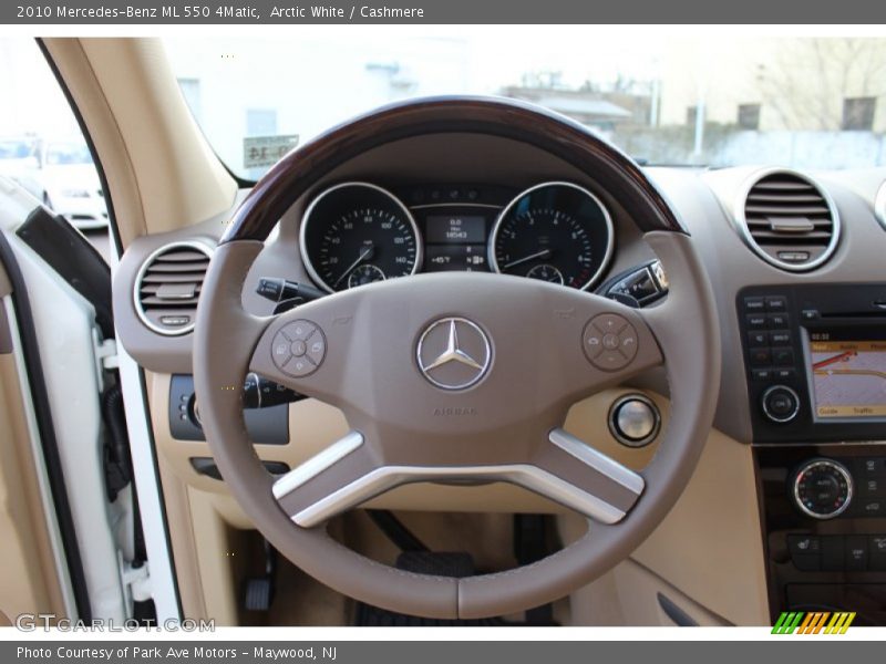  2010 ML 550 4Matic Steering Wheel