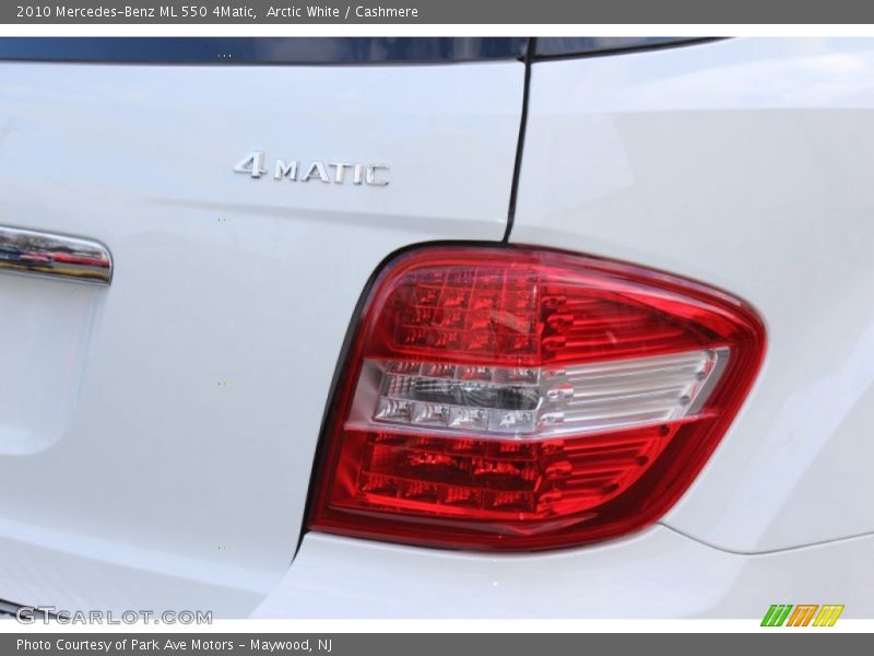 Arctic White / Cashmere 2010 Mercedes-Benz ML 550 4Matic