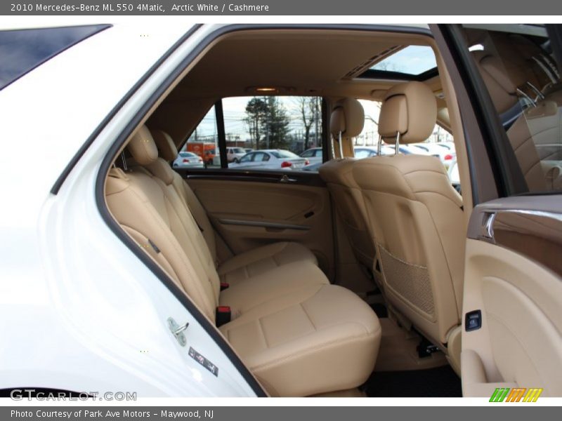  2010 ML 550 4Matic Cashmere Interior