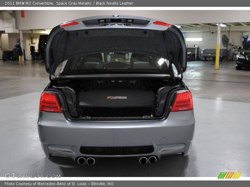  2011 M3 Convertible Trunk