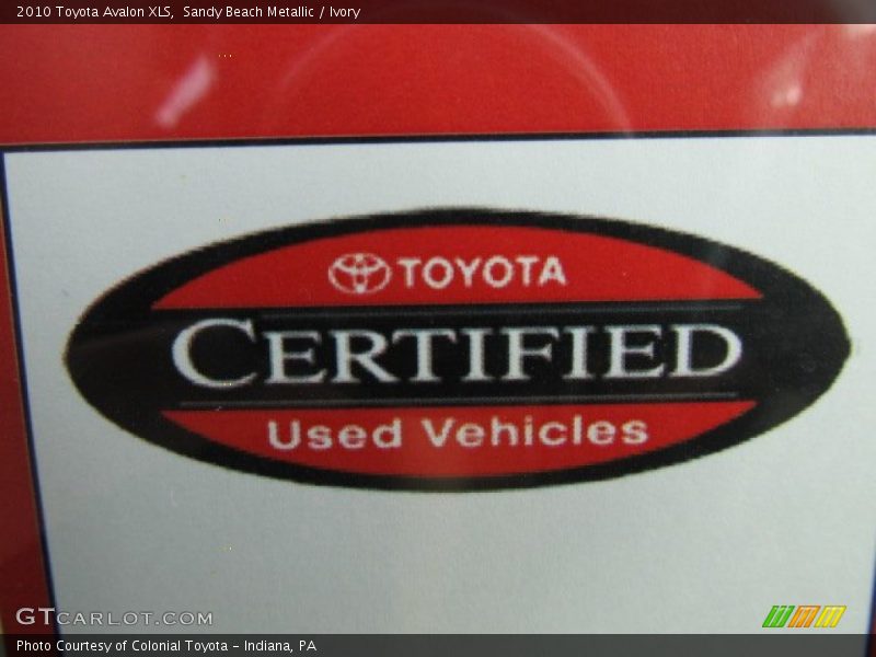 Sandy Beach Metallic / Ivory 2010 Toyota Avalon XLS