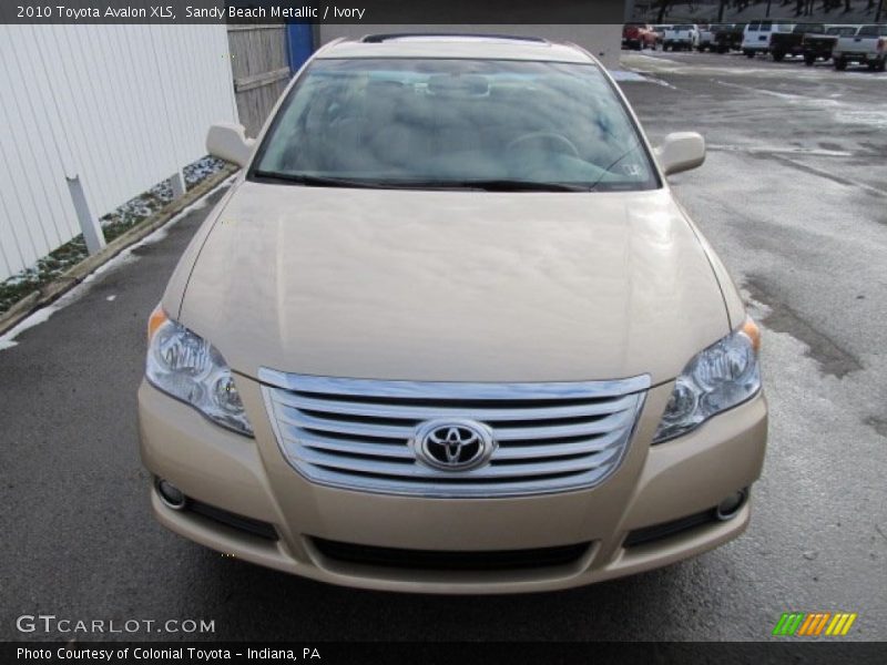 Sandy Beach Metallic / Ivory 2010 Toyota Avalon XLS