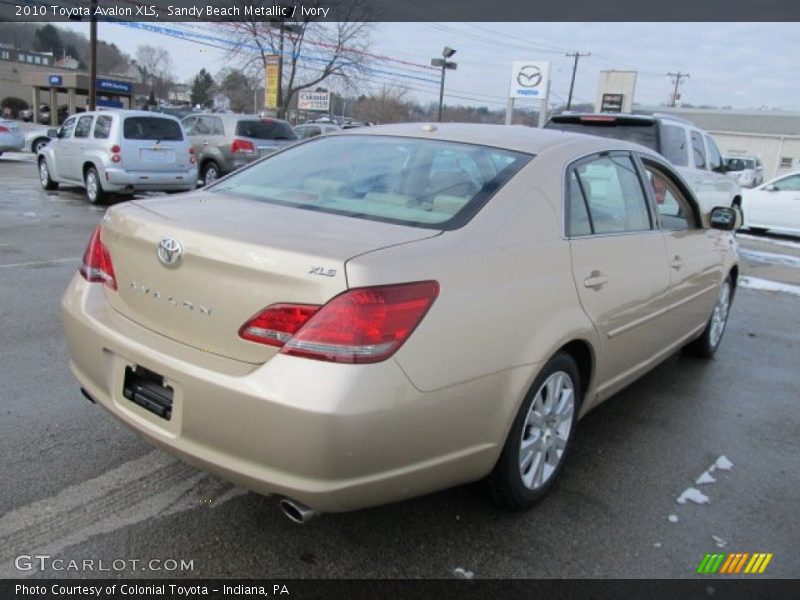 Sandy Beach Metallic / Ivory 2010 Toyota Avalon XLS
