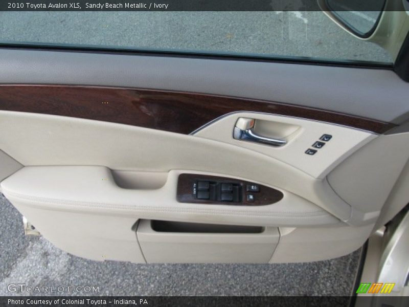 Sandy Beach Metallic / Ivory 2010 Toyota Avalon XLS