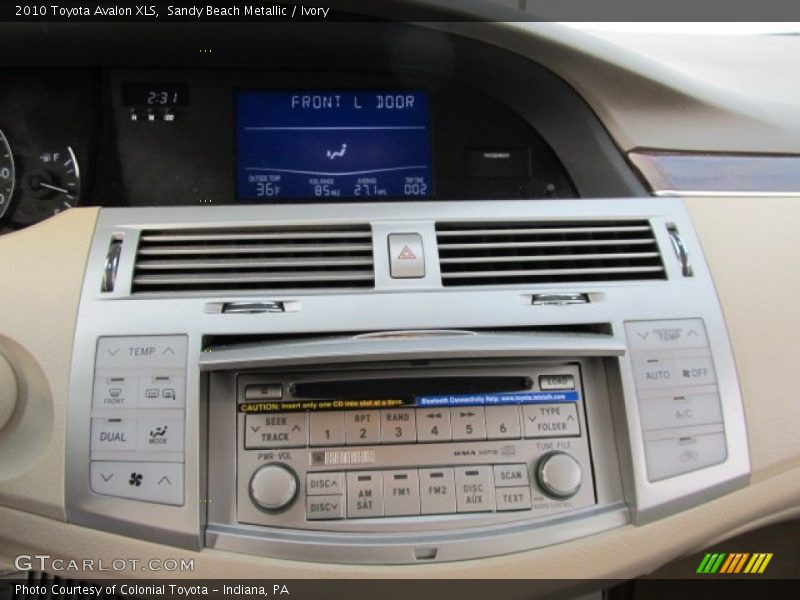 Sandy Beach Metallic / Ivory 2010 Toyota Avalon XLS