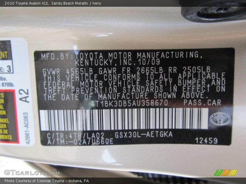 Sandy Beach Metallic / Ivory 2010 Toyota Avalon XLS