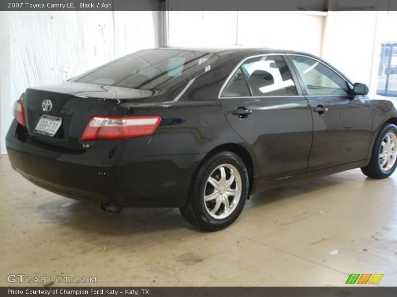 Black / Ash 2007 Toyota Camry LE