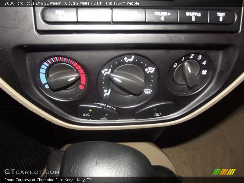 Controls of 2006 Focus ZXW SE Wagon
