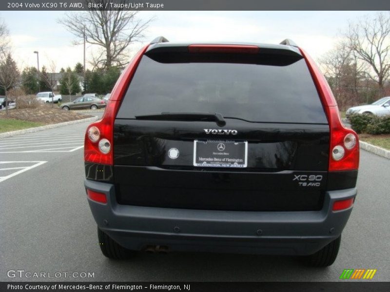 Black / Taupe/Light Taupe 2004 Volvo XC90 T6 AWD