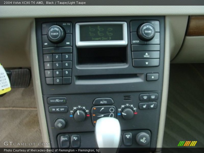 Black / Taupe/Light Taupe 2004 Volvo XC90 T6 AWD