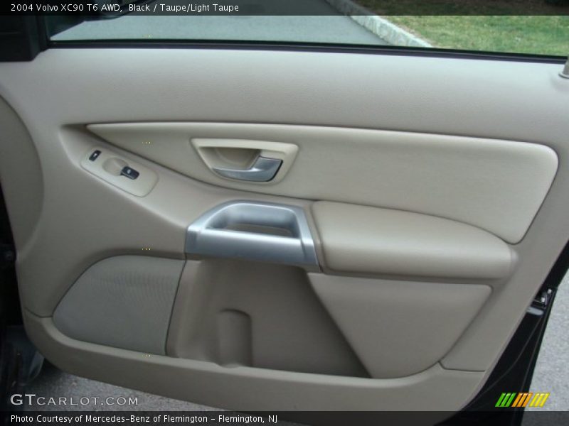 Door Panel of 2004 XC90 T6 AWD