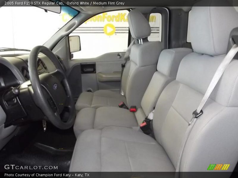 Oxford White / Medium Flint Grey 2005 Ford F150 STX Regular Cab