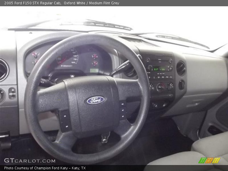 Oxford White / Medium Flint Grey 2005 Ford F150 STX Regular Cab