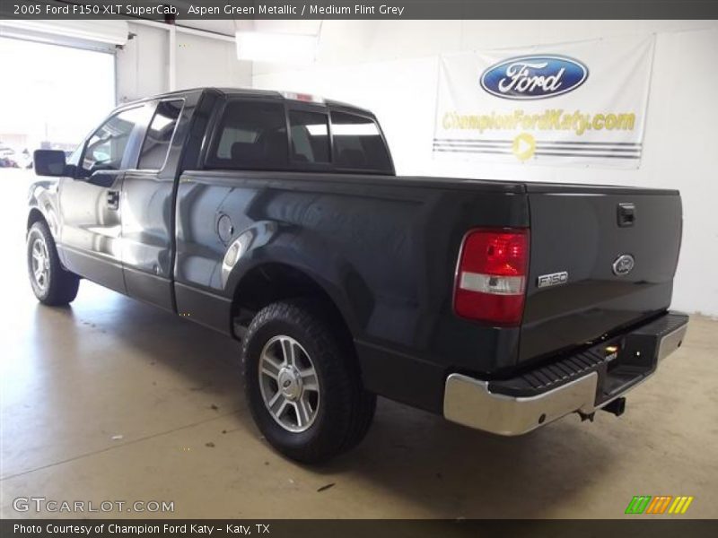 Aspen Green Metallic / Medium Flint Grey 2005 Ford F150 XLT SuperCab
