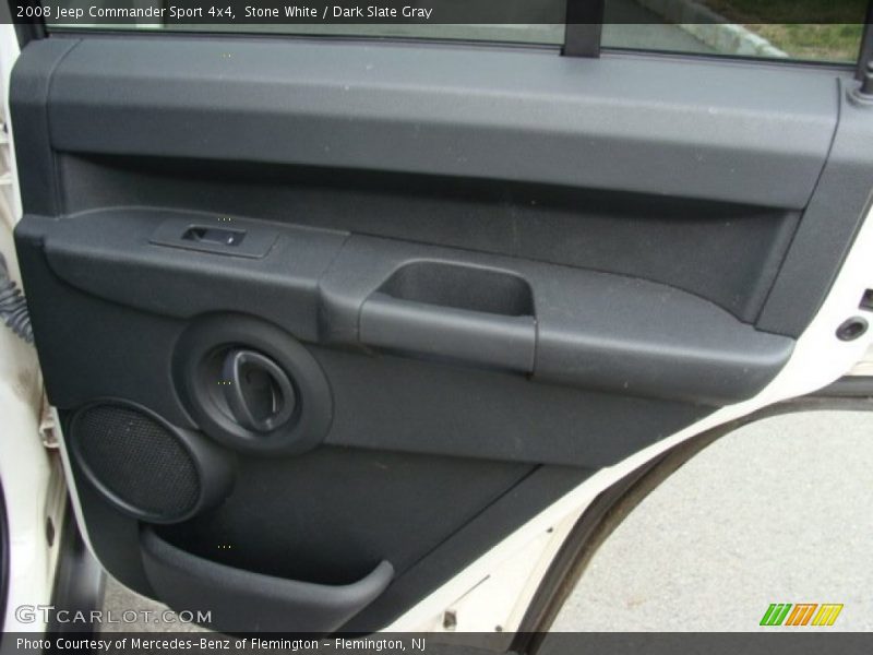 Stone White / Dark Slate Gray 2008 Jeep Commander Sport 4x4