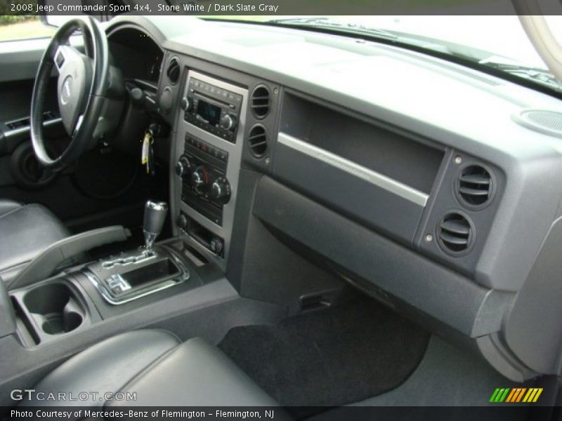 Stone White / Dark Slate Gray 2008 Jeep Commander Sport 4x4