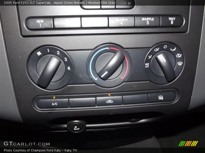 Aspen Green Metallic / Medium Flint Grey 2005 Ford F150 XLT SuperCab