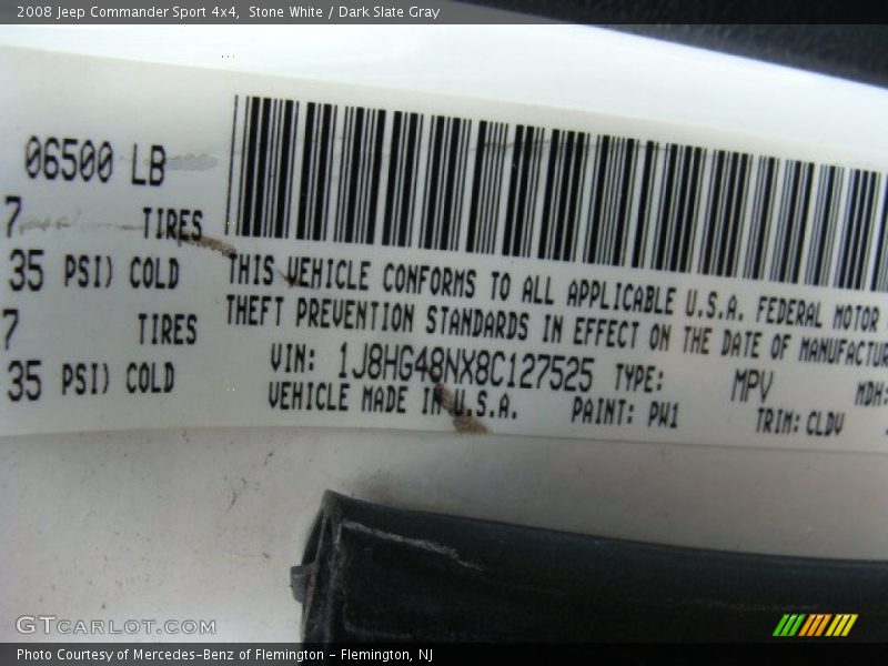 Stone White / Dark Slate Gray 2008 Jeep Commander Sport 4x4