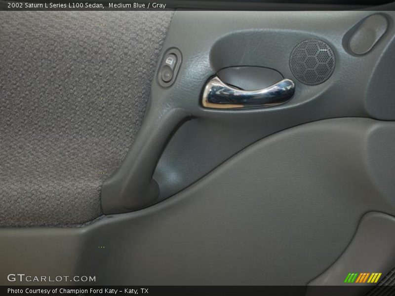 Medium Blue / Gray 2002 Saturn L Series L100 Sedan