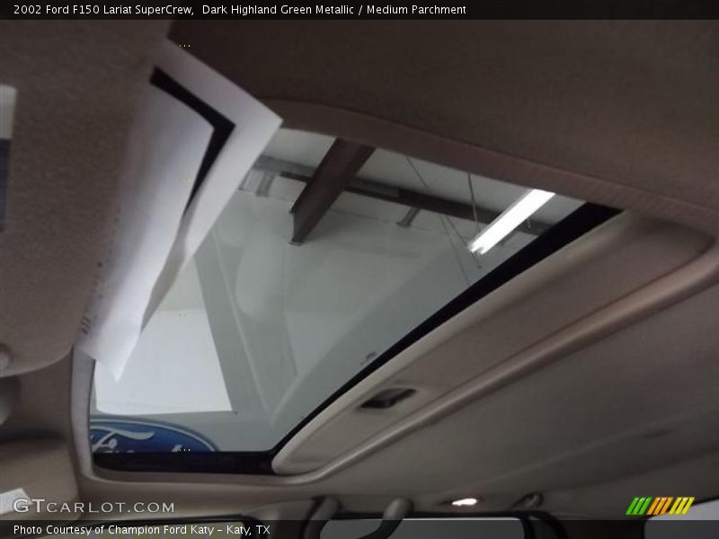 Dark Highland Green Metallic / Medium Parchment 2002 Ford F150 Lariat SuperCrew