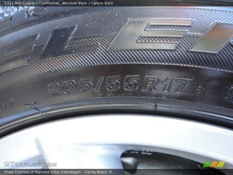Absolute Black / Carbon Black 2011 Mini Cooper S Countryman