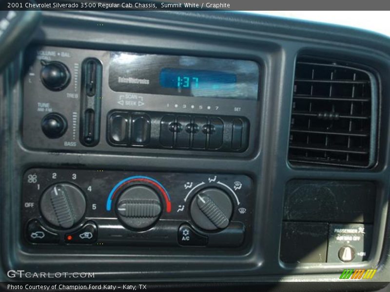 Summit White / Graphite 2001 Chevrolet Silverado 3500 Regular Cab Chassis