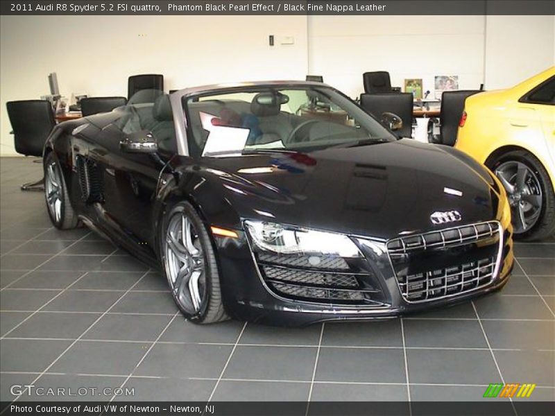 Phantom Black Pearl Effect / Black Fine Nappa Leather 2011 Audi R8 Spyder 5.2 FSI quattro