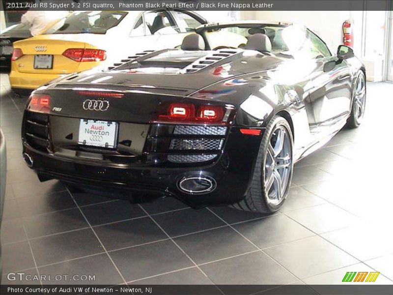Phantom Black Pearl Effect / Black Fine Nappa Leather 2011 Audi R8 Spyder 5.2 FSI quattro