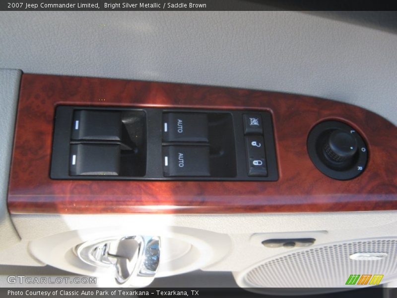 Bright Silver Metallic / Saddle Brown 2007 Jeep Commander Limited