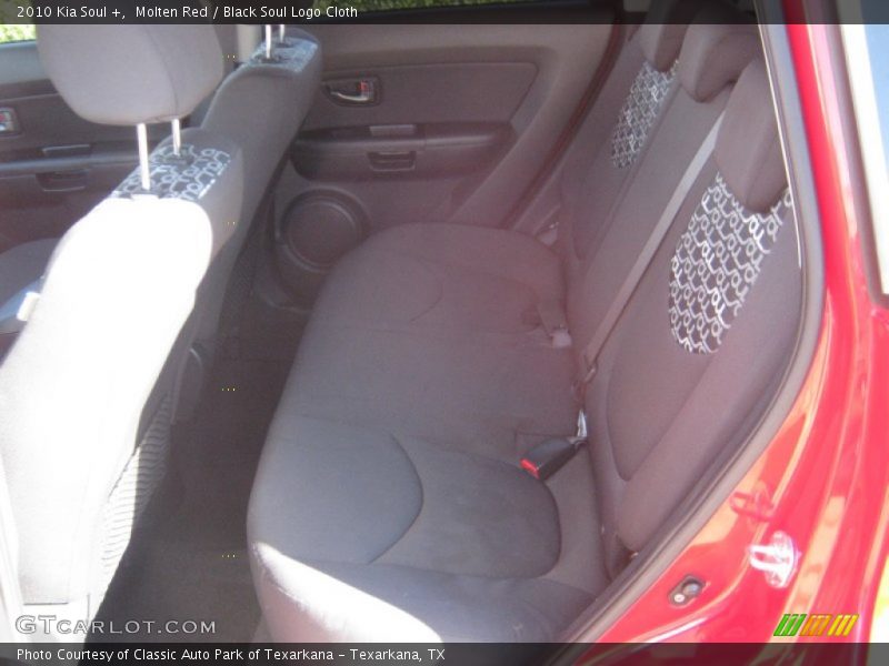 Molten Red / Black Soul Logo Cloth 2010 Kia Soul +