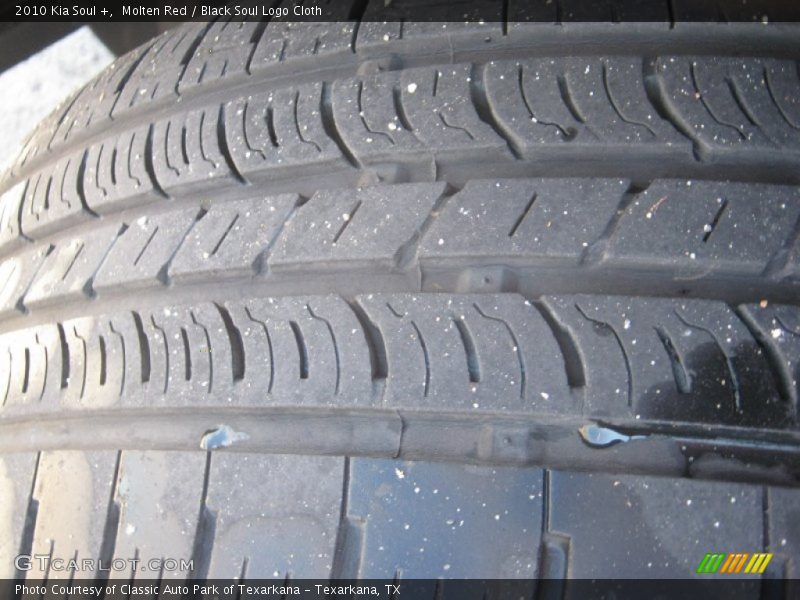 Molten Red / Black Soul Logo Cloth 2010 Kia Soul +