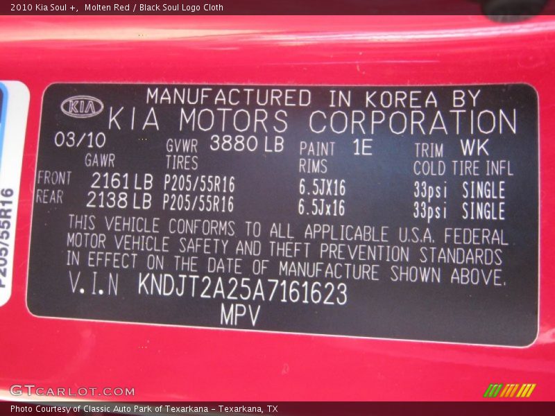 Molten Red / Black Soul Logo Cloth 2010 Kia Soul +