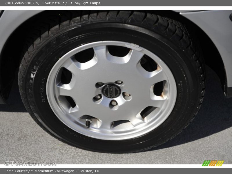 Silver Metallic / Taupe/Light Taupe 2001 Volvo S80 2.9