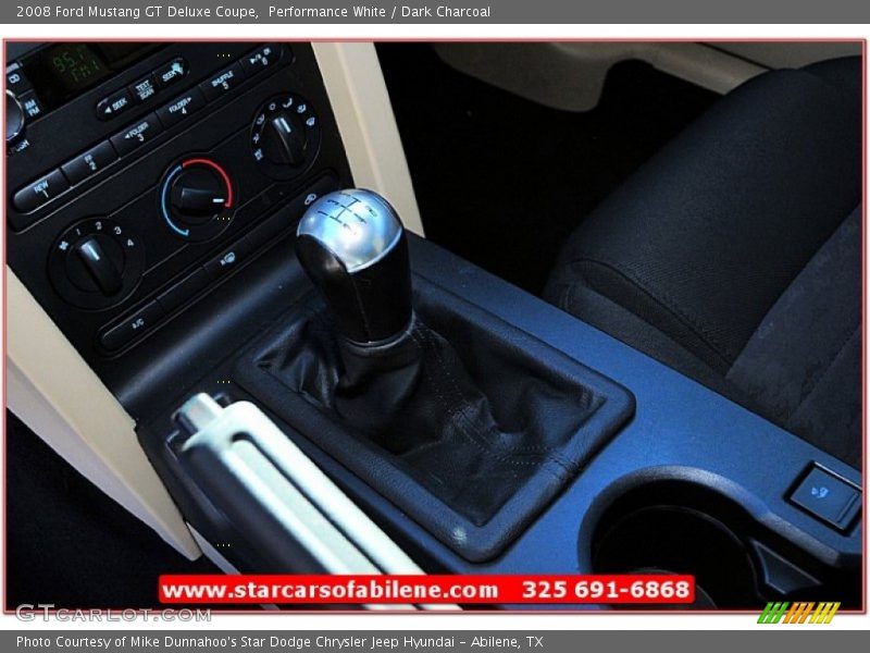Performance White / Dark Charcoal 2008 Ford Mustang GT Deluxe Coupe