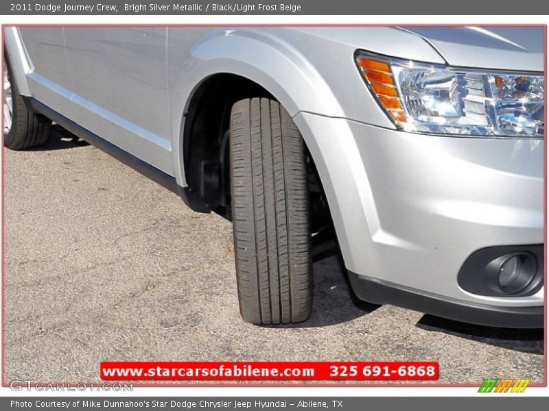 Bright Silver Metallic / Black/Light Frost Beige 2011 Dodge Journey Crew